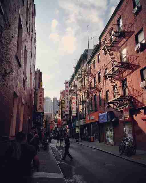 【现象级热议】最新大赛内容主办方临场决策分析,感情真挚